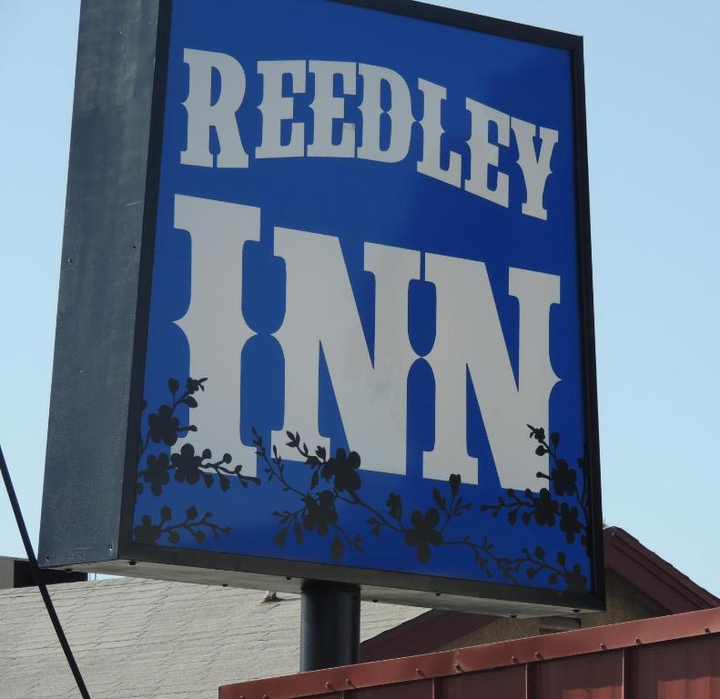 Reedley Inn Exterior photo